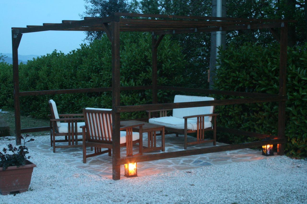 B&B La Fenice Montegridolfo Exteriör bild